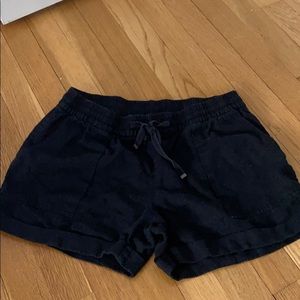 old navy flowy shorts size small